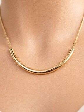 Gold Curved Bar Necklace – Minimalist Women’s Fashion Statement 18-inch Jewelry